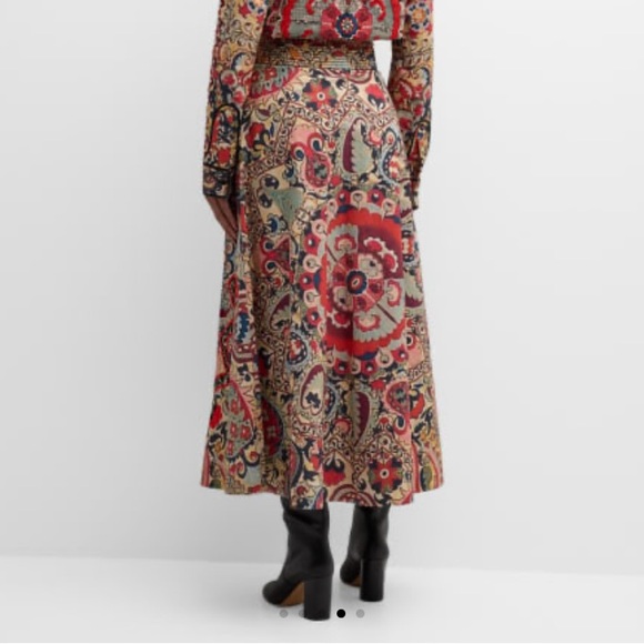 Figure Isla Printed Maxi Skirt with Embroidered Detail - Picture 5 of 14